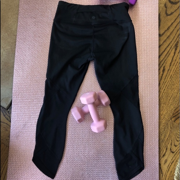 Athleta Aura Sonar Capris Black w/Mesh Panels XS - Picture 8 of 8